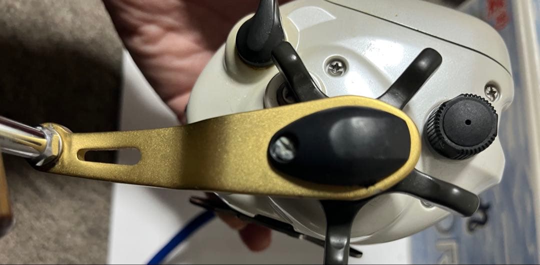 SHIMANO 電動リール 3000R