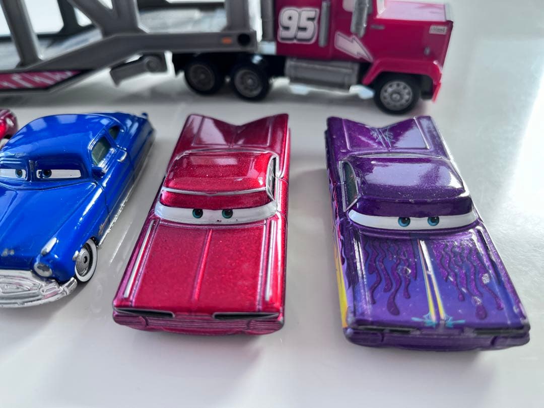 マテル社 Cars カーズ ミニカー キャリアカー まとめ売り