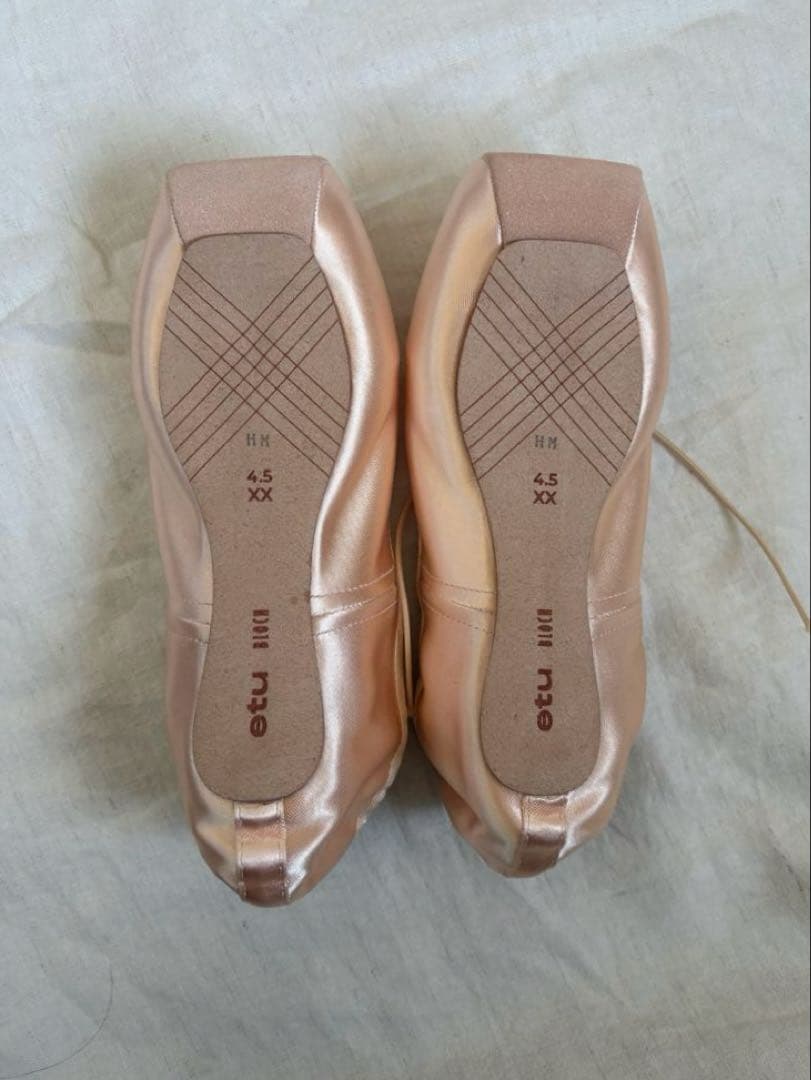 【BLOCH】 etu トゥシューズ ベージュ 4.5 XX