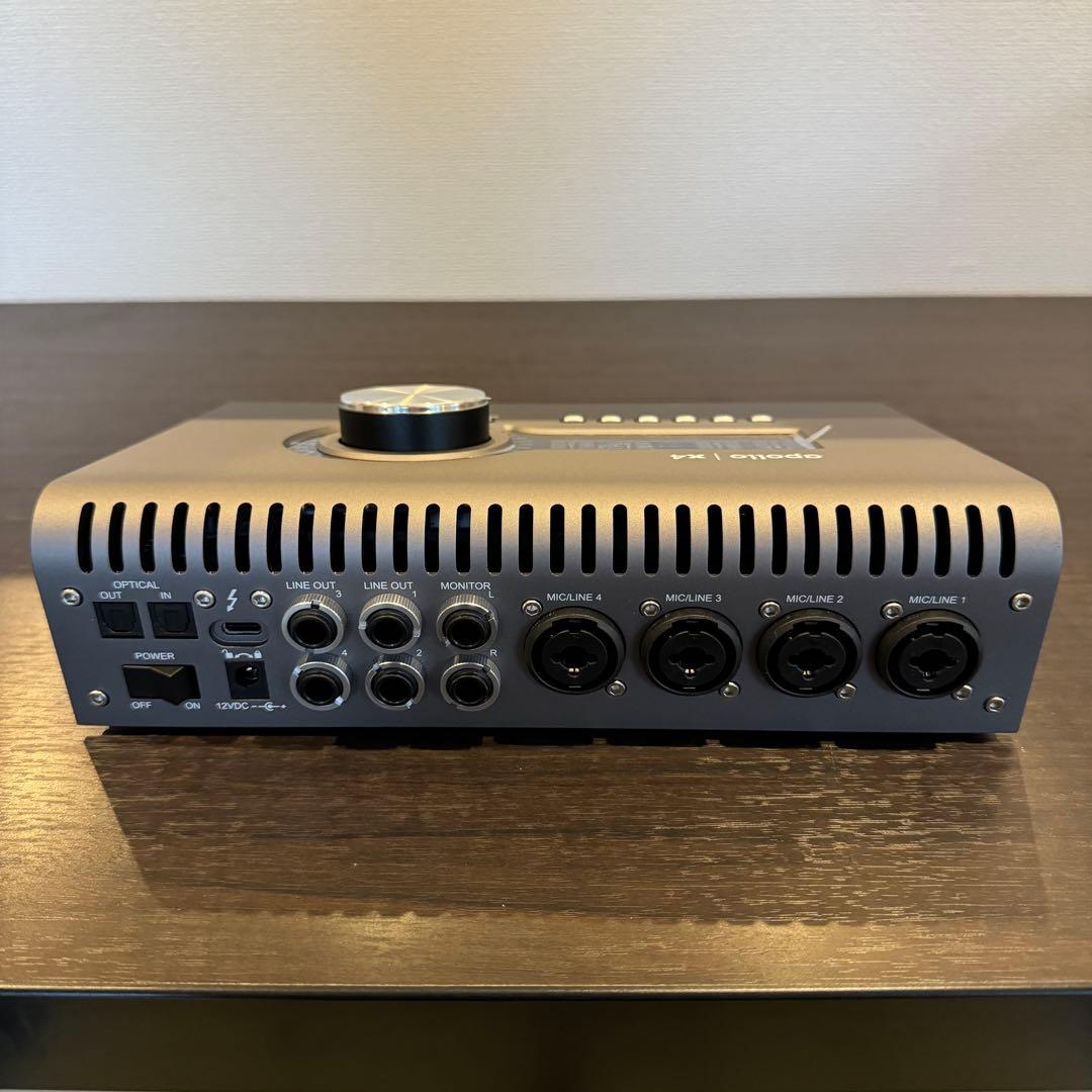 Universal Audio Apollo x4 オーディオインターフェイス
