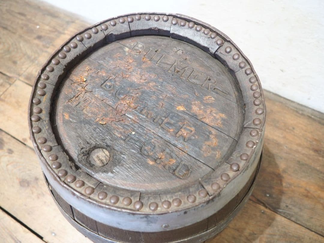 1142 ヴィンテージ　古い木樽のオブジェ　椅子　スツール　レトロ　アンティーク