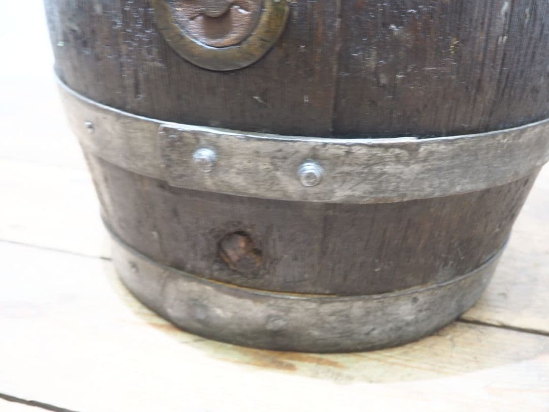 1142 ヴィンテージ　古い木樽のオブジェ　椅子　スツール　レトロ　アンティーク