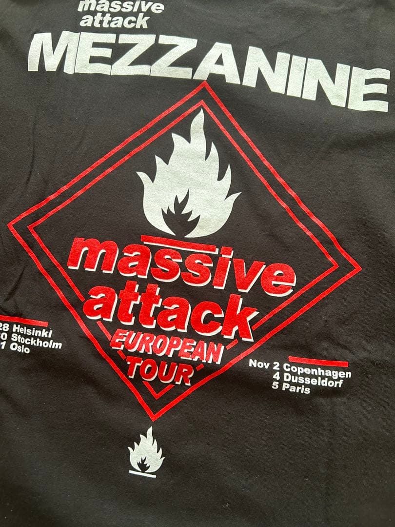 90s MASSIVE ATTACK MEZZANINE 半袖 Tシャツ L