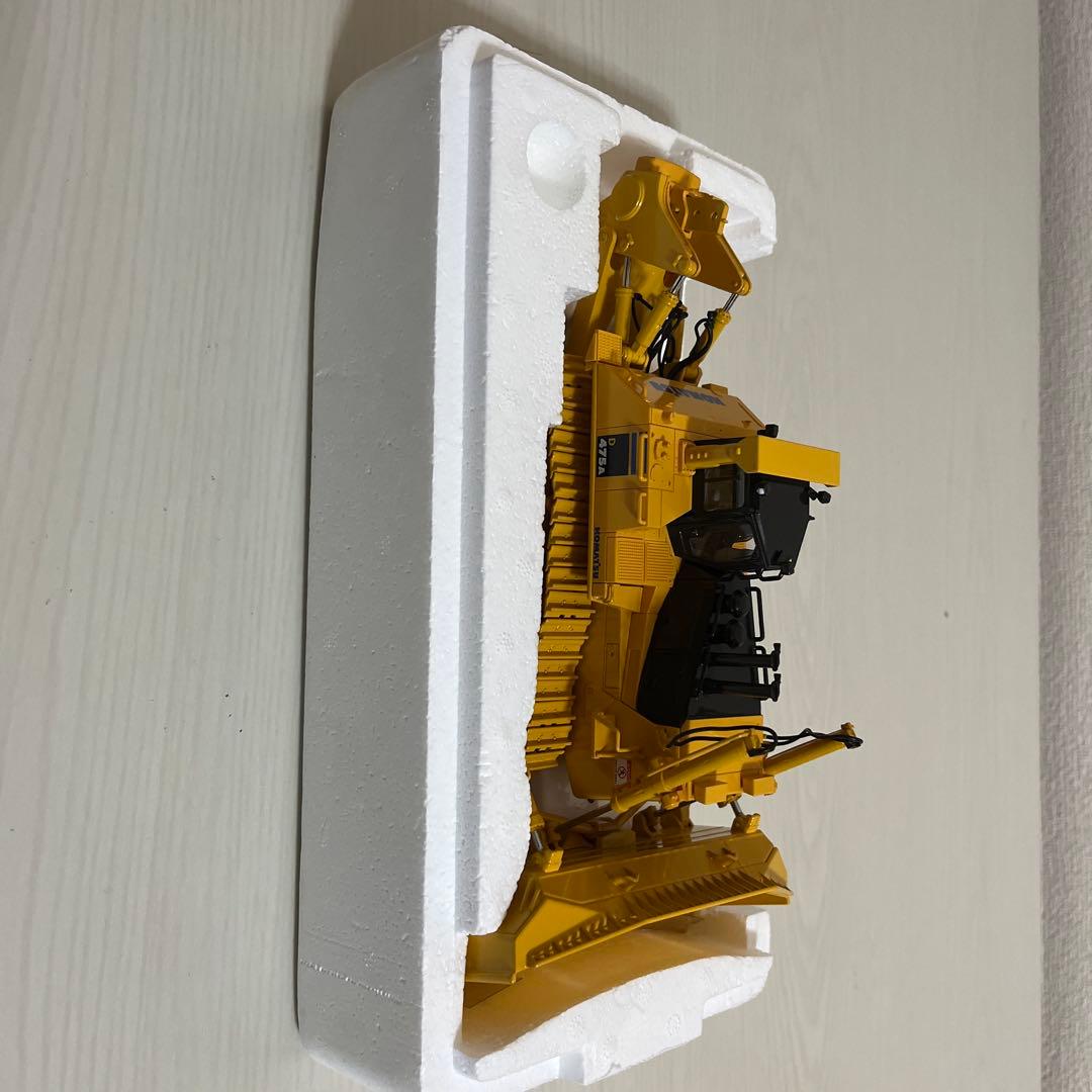 「コマツ D475A-5EO ドーザ」