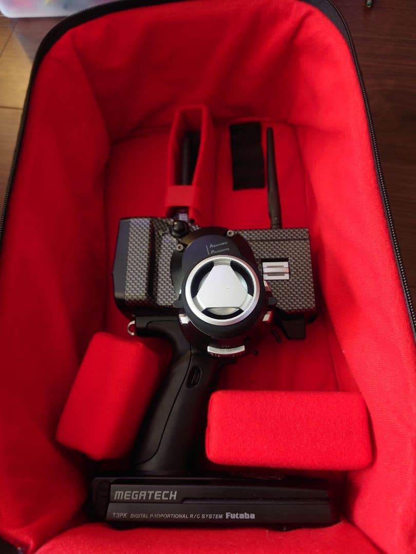 g*r様 Futaba 3PK プロポ　送信機　受信機