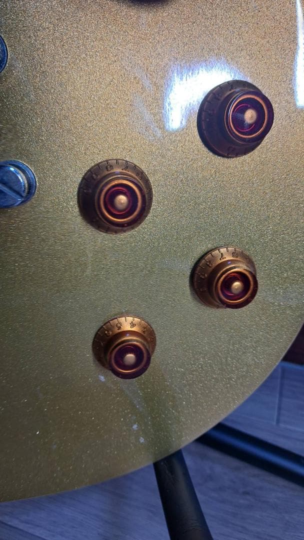 Tokai Love Rock ゴールドエレキギター　レスポールタイプ