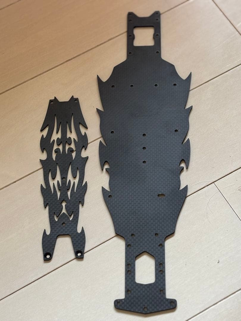 カーボン製シャーシセット フレイムデザイン