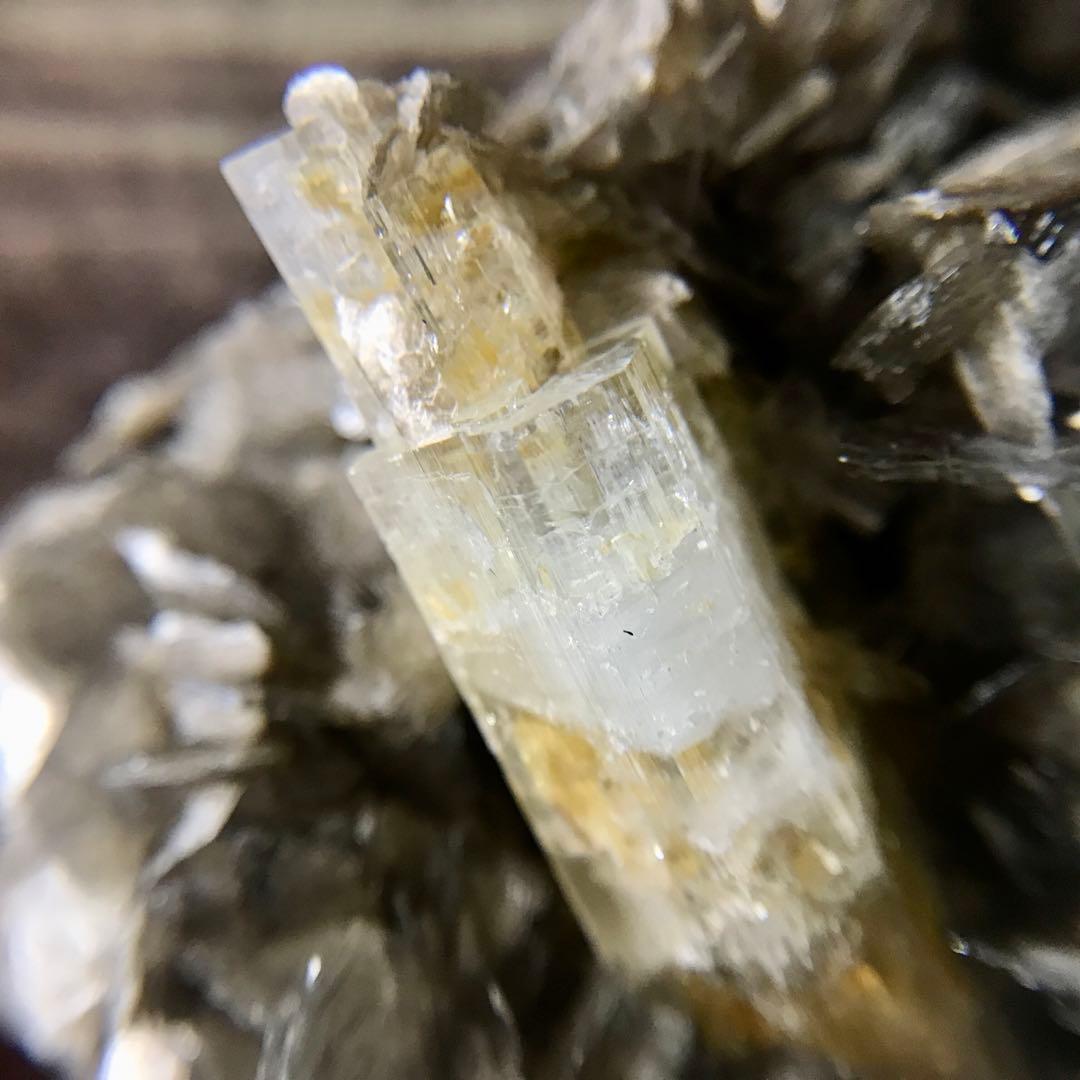 アクアマリン 原石 550ct 鉱物標本 天然石 パキスタン 一点もの レア