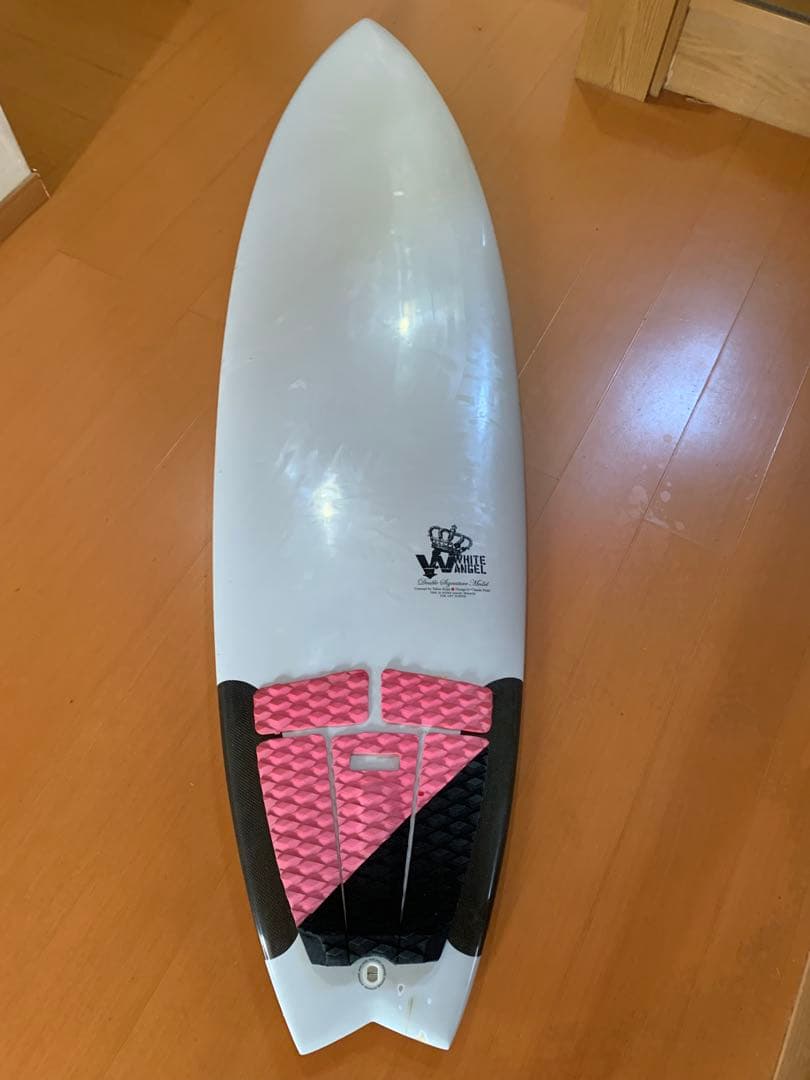 ホワイトエンジェルサーフボード　フィッシュ　ツイン