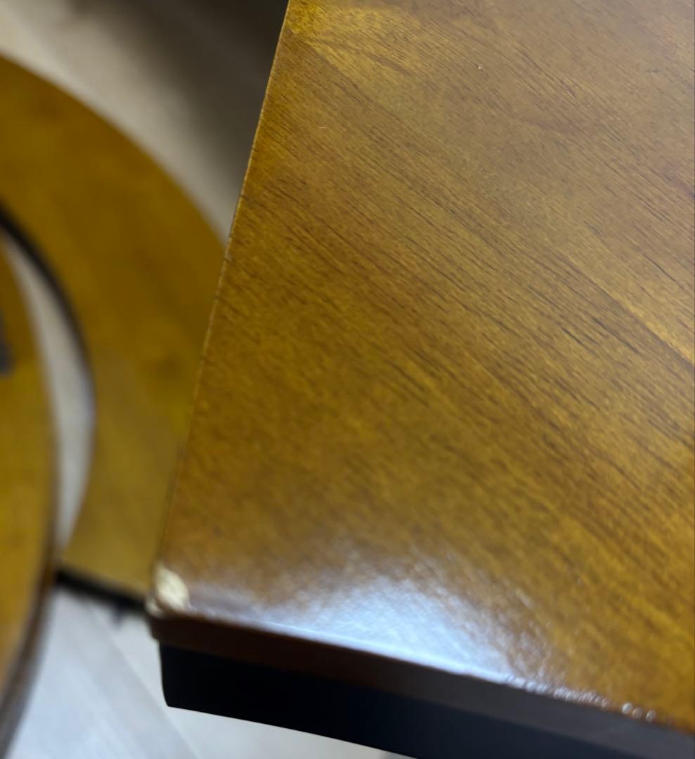 つんつんまる　ロゴス円形テーブルドジャース応援価格　扇状4枚繋げると円卓に