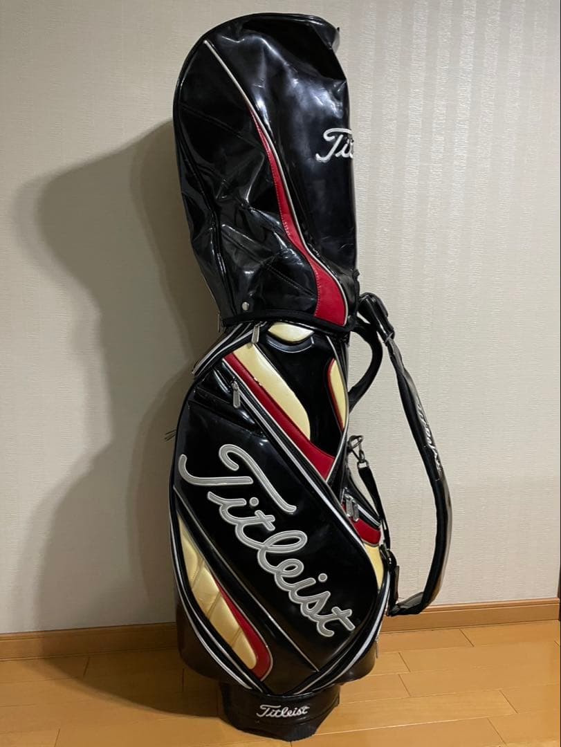 Titleist キャディバッグ 黒赤白 ストライプ