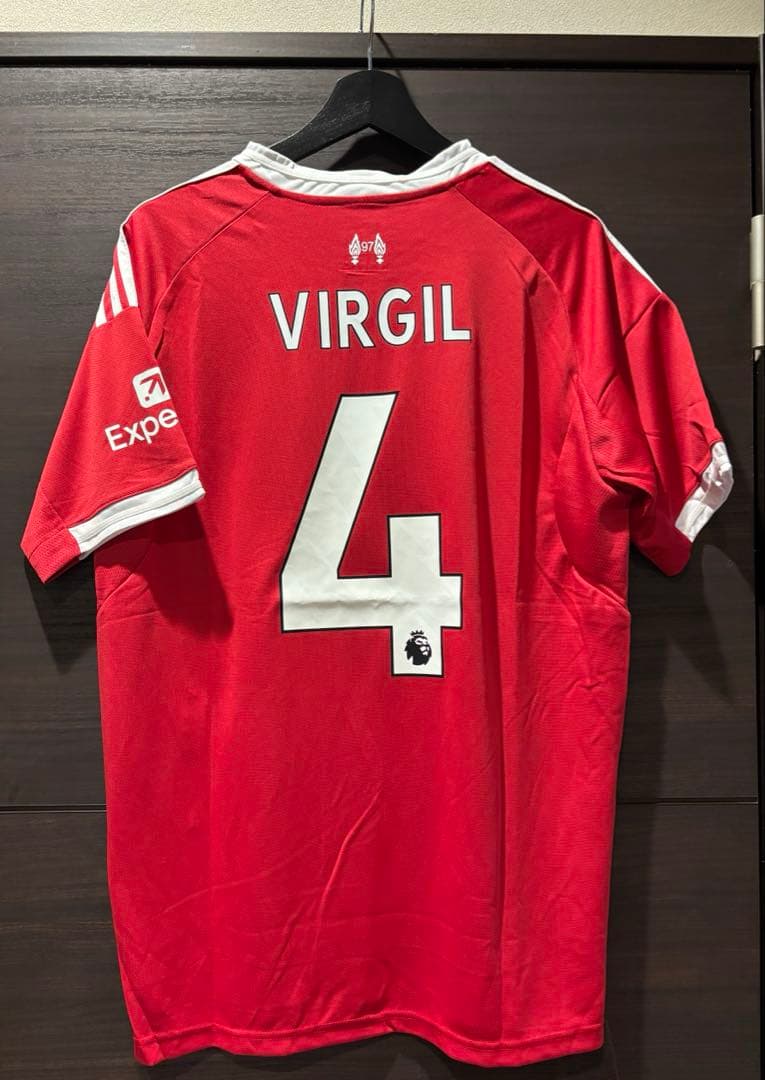 【新品未使用】ファンダイク リヴァプール 25-26 半袖ユニL 4番