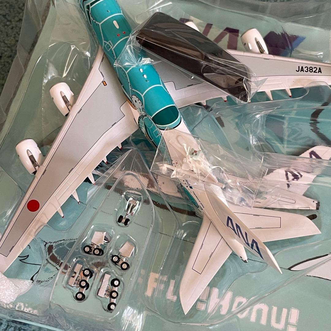 ANA フライングホヌ 2号機 A380-800 JA382A av