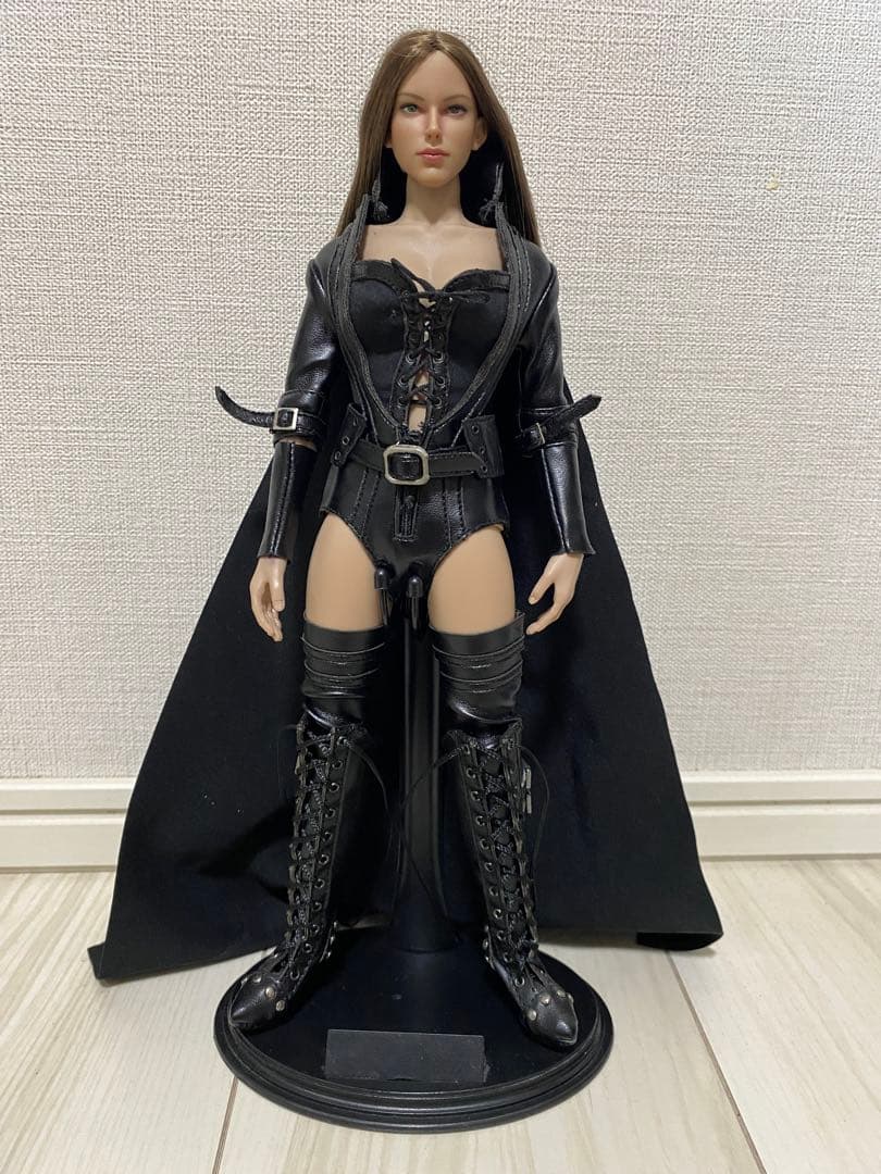 1/6フィギュア ヘッド + 素体 + ボンテージコスチューム セット