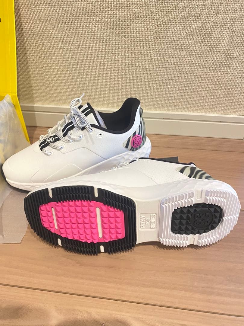 新品 未使用品 MG4PLUS ゴルフシューズ ホワイト