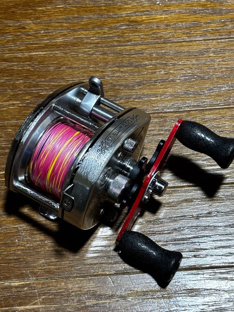 Shimano Calcutta 300 ベイトリール