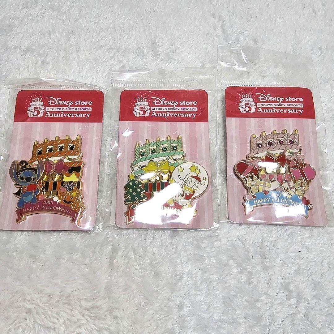 DisneyStore 5th東京ディズニーリゾート店 限定ピンバッジ