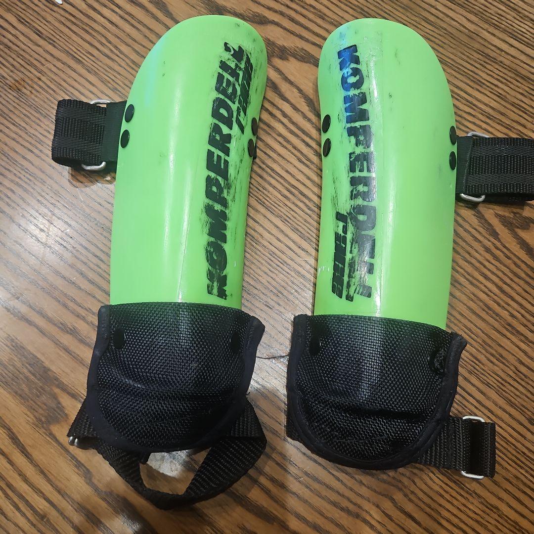 KOMPERDELL スキー用アームガード グリーン　ジュニア用