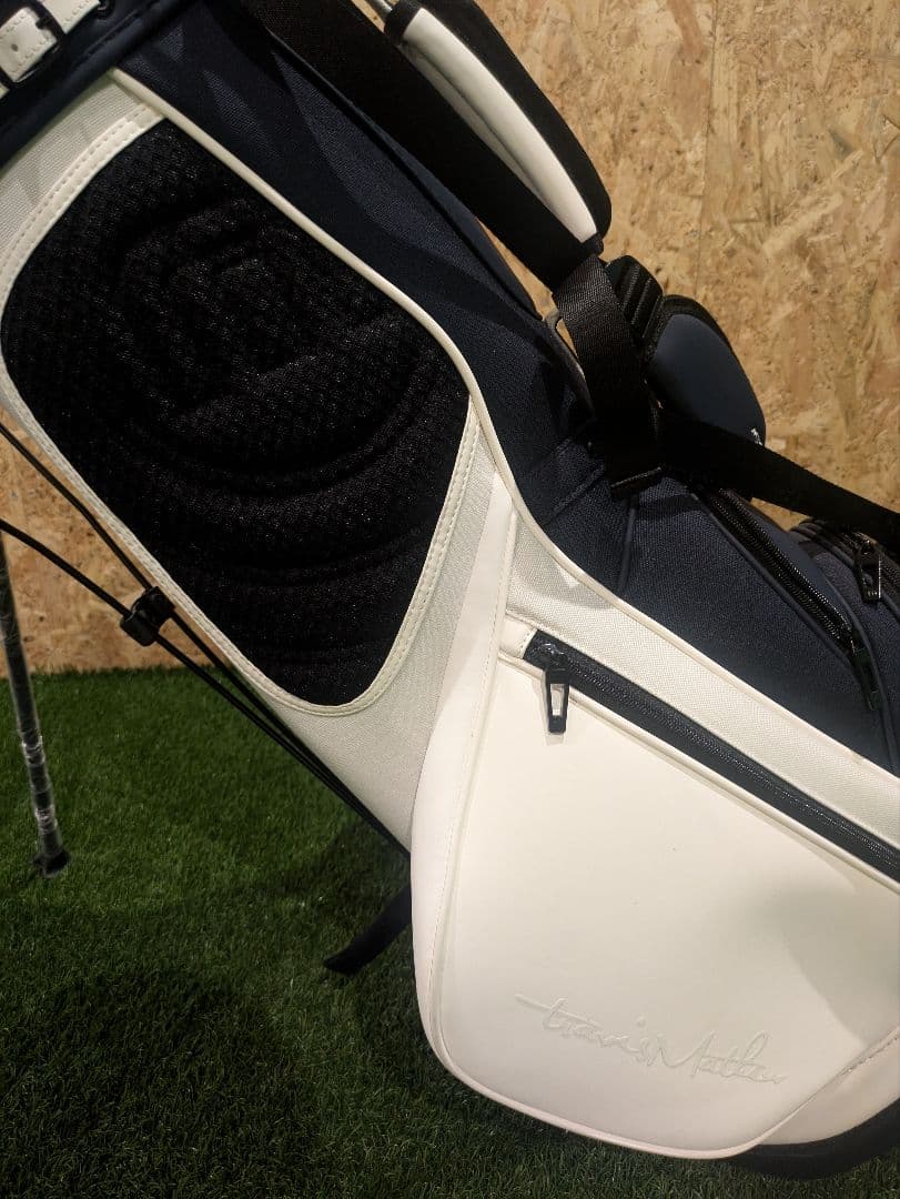 トラビスマシュー ゴルフバッグ スタンド付き