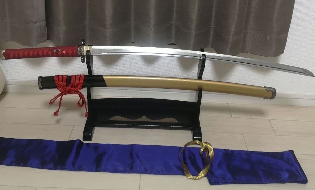 (美品)　模造刀 圧し切長谷部 刀剣乱舞