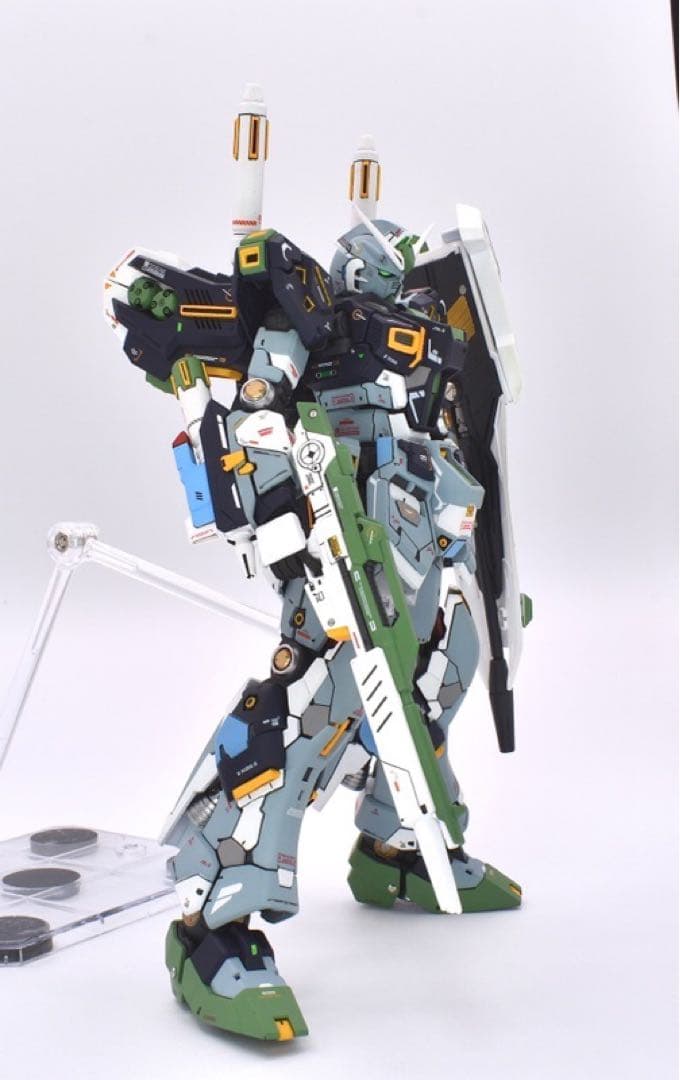 1/144 RGνガンダムフレーム使用　量産型νガンダム　全塗装完成品ハサウェイ