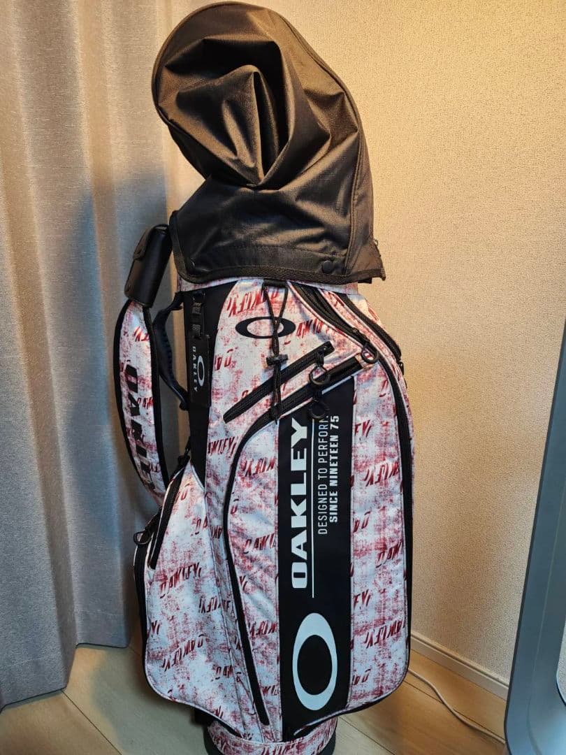OAKLEY キャディバッグ レッドホワイト