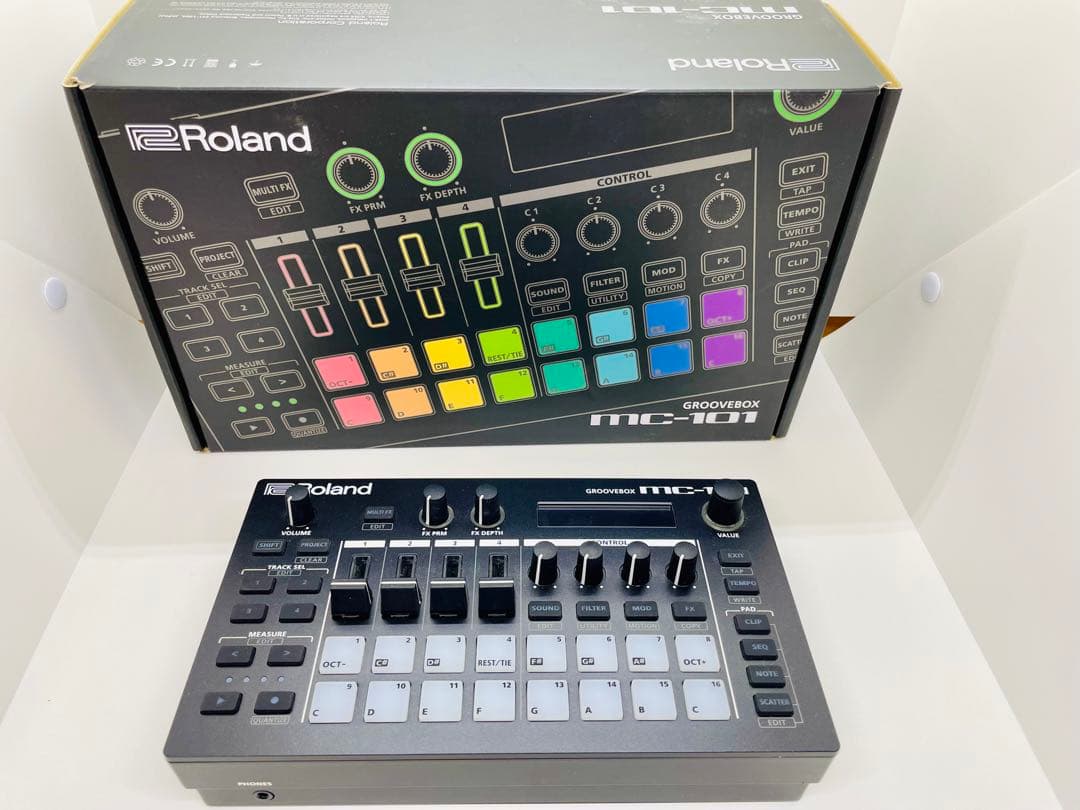 Roland MC-101 グルーヴボックス サンプラー