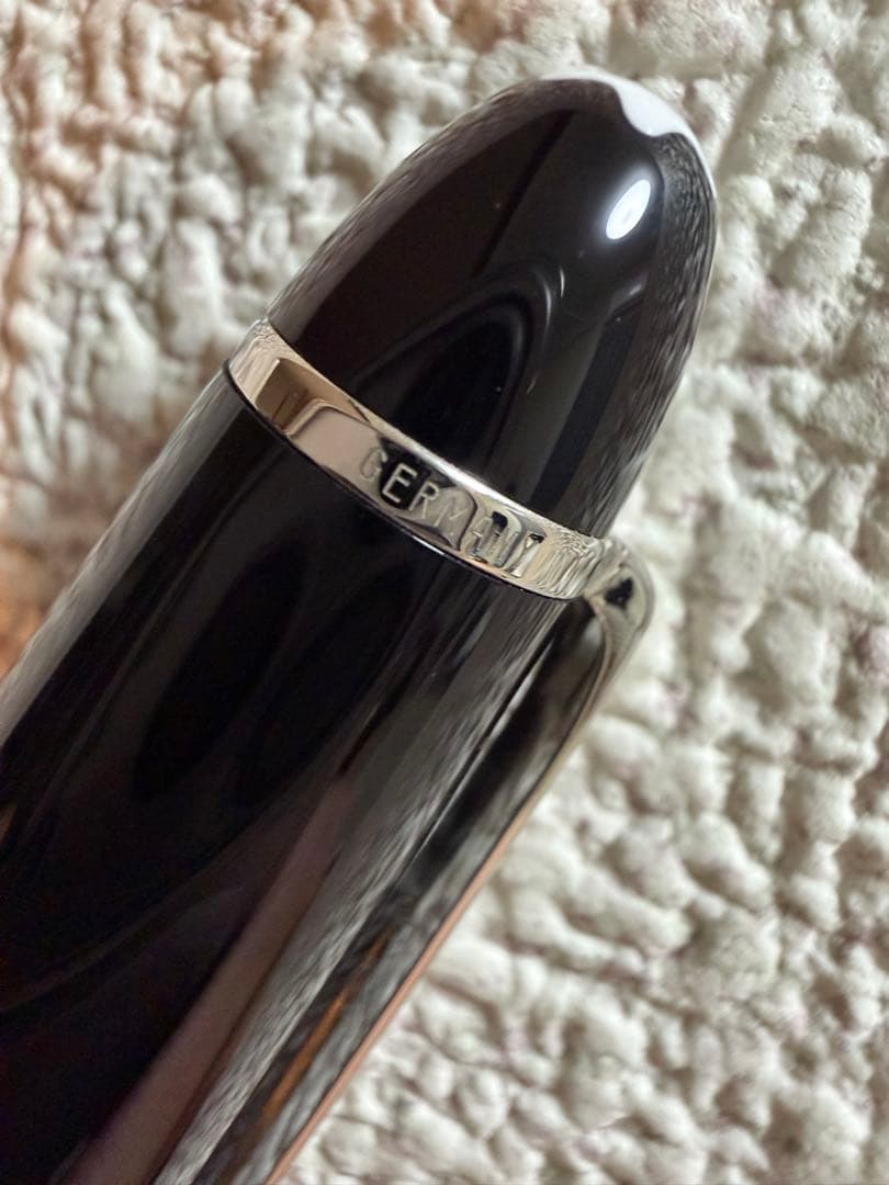 Mont Blanc モンブラン　ボールペン ブラック ケース付き