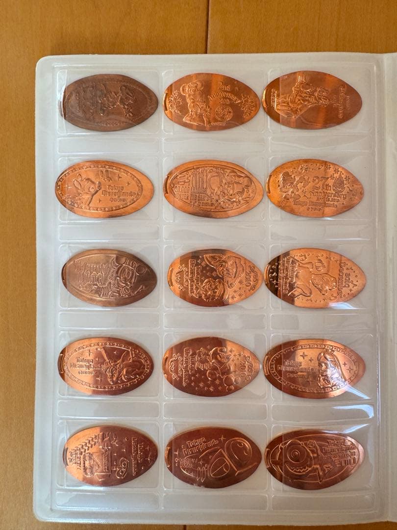 ディズニー　スーベニアメダル　60枚