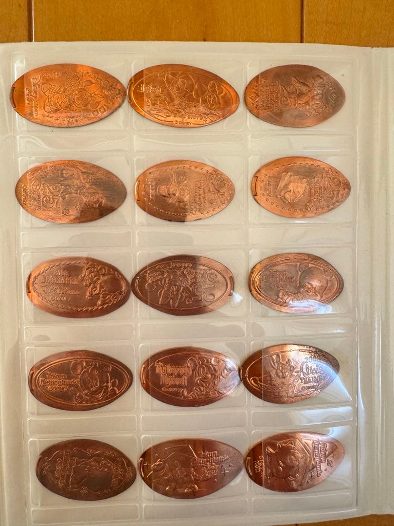 ディズニー　スーベニアメダル　60枚