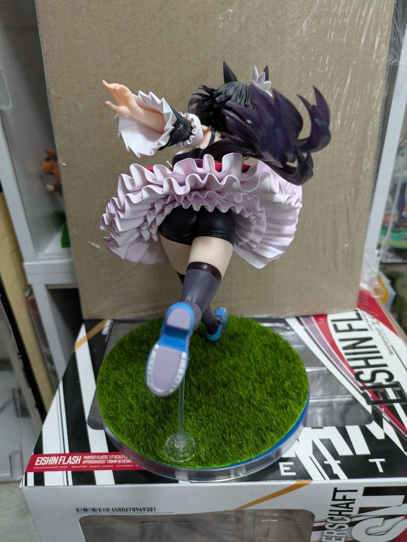 ウマ娘　エイシンフラッシュ　フィギュア　1/7スケールフィギュア