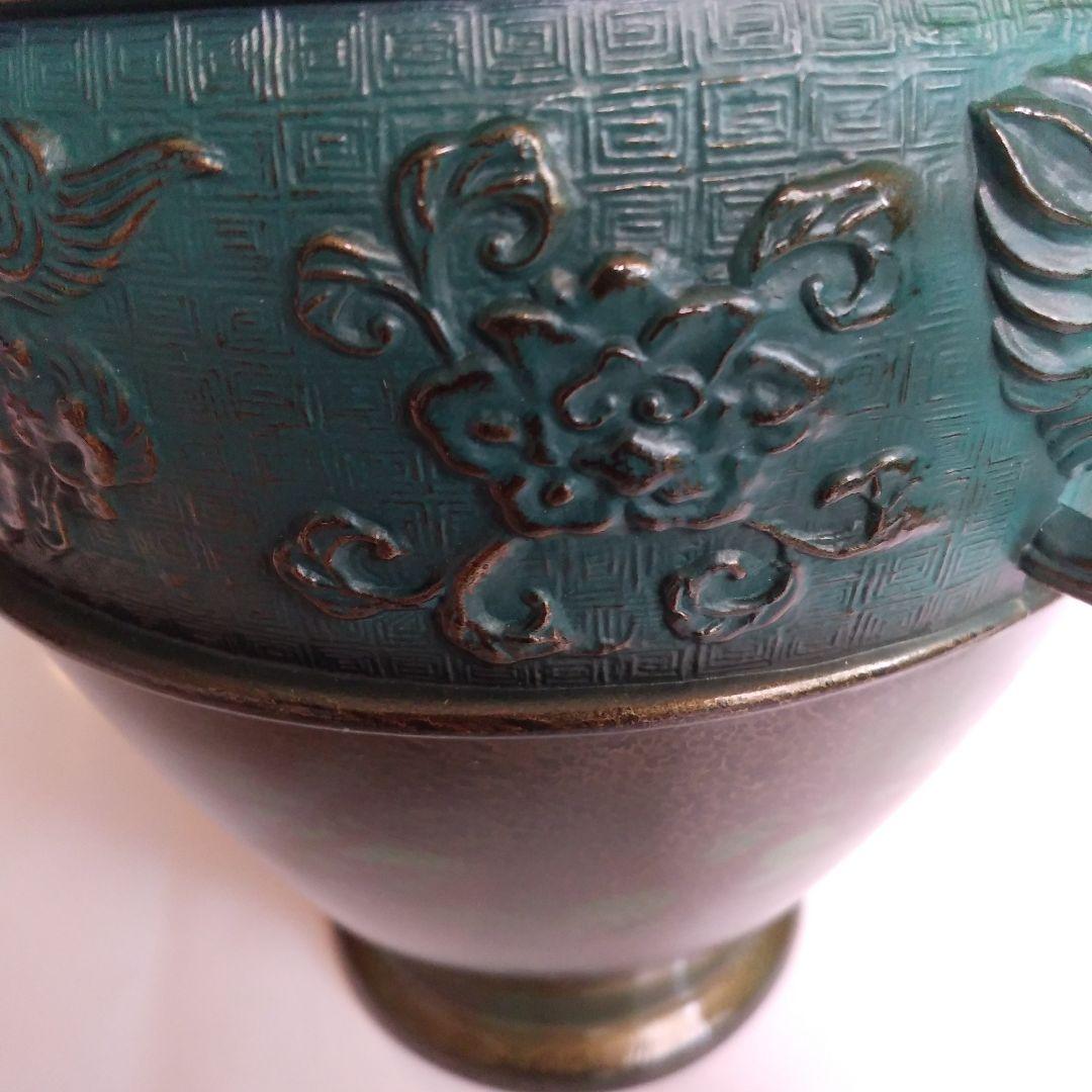 高岡漆器の銅製花瓶