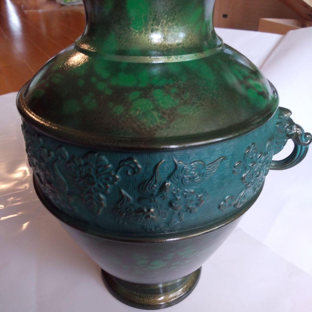 高岡漆器の銅製花瓶