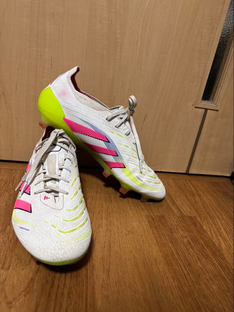 シューズ adidas PREDATOR FG