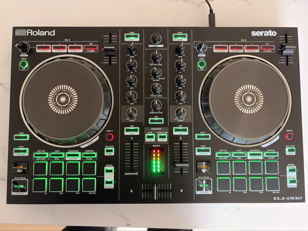 Roland DJ-202 USBケーブル付き