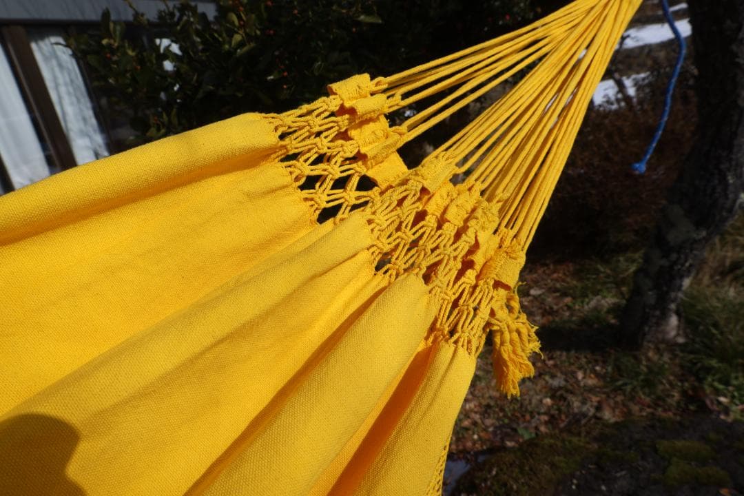 黄色いフリンジ付きハンモック　ブラジル式