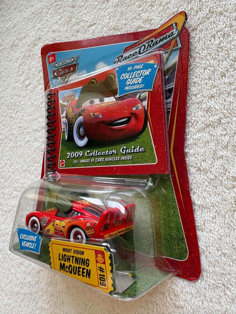 ディズニー カーズ マックイーン ミニカー コレクターガイドブックセット マテル