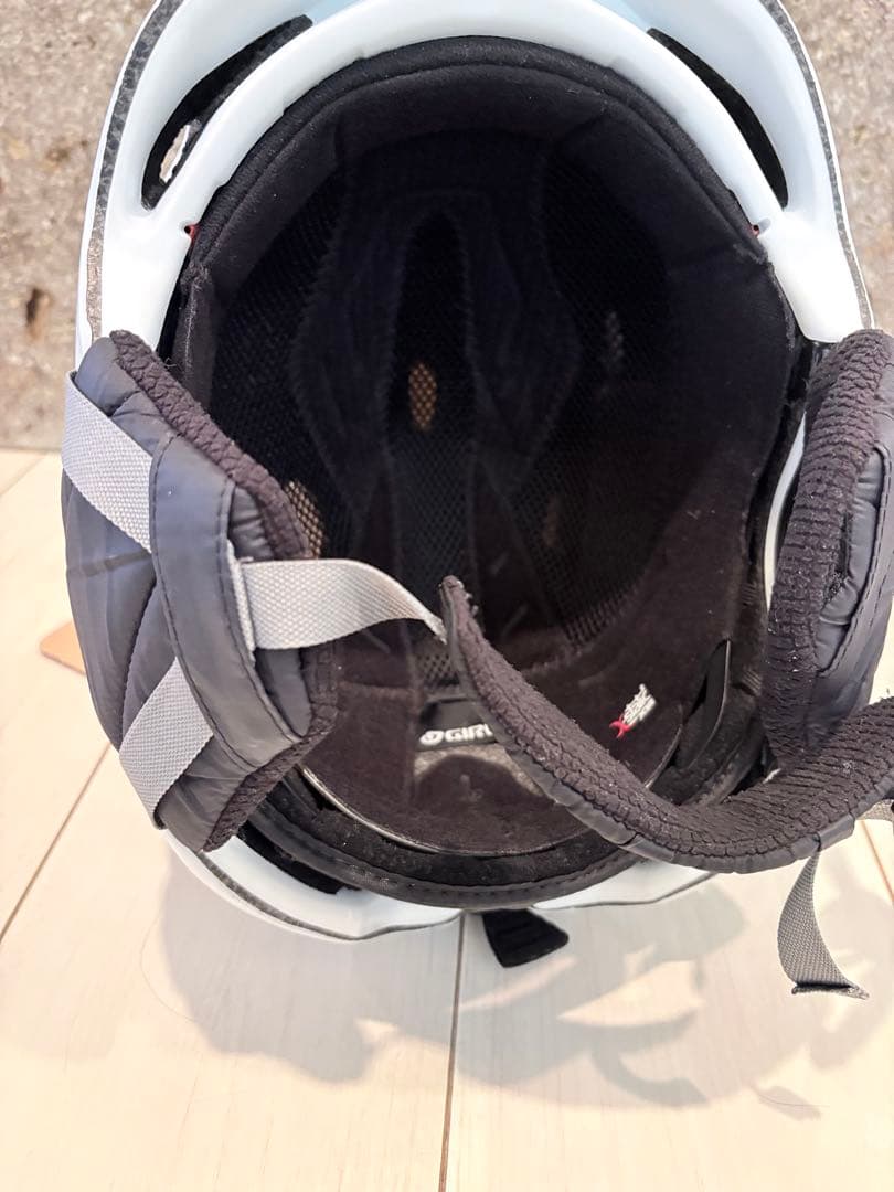 GIRO MONTANE ヘルメット Lサイズ