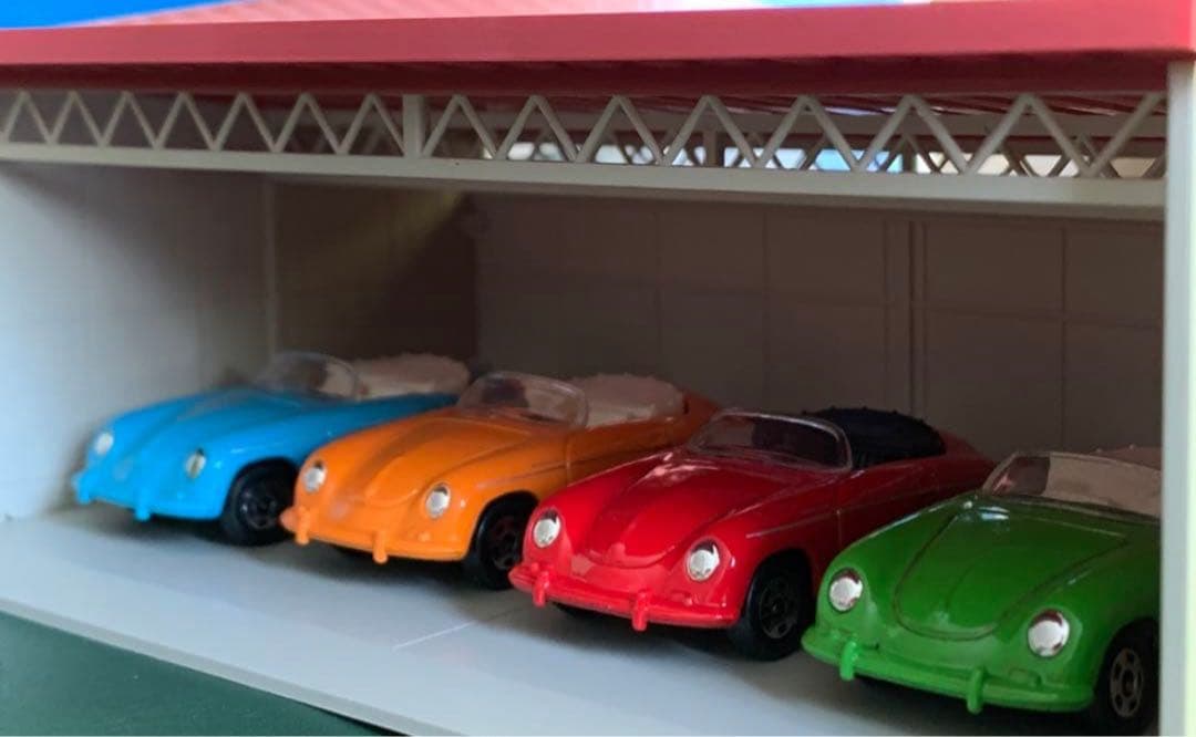 トミカラマ 屋根付駐車場 ポルシェガレージセット