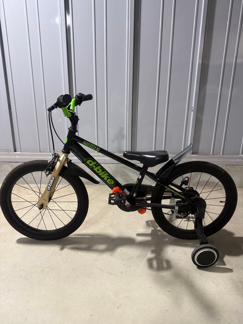 キッズバイク ブラック/グリーン 補助輪付き