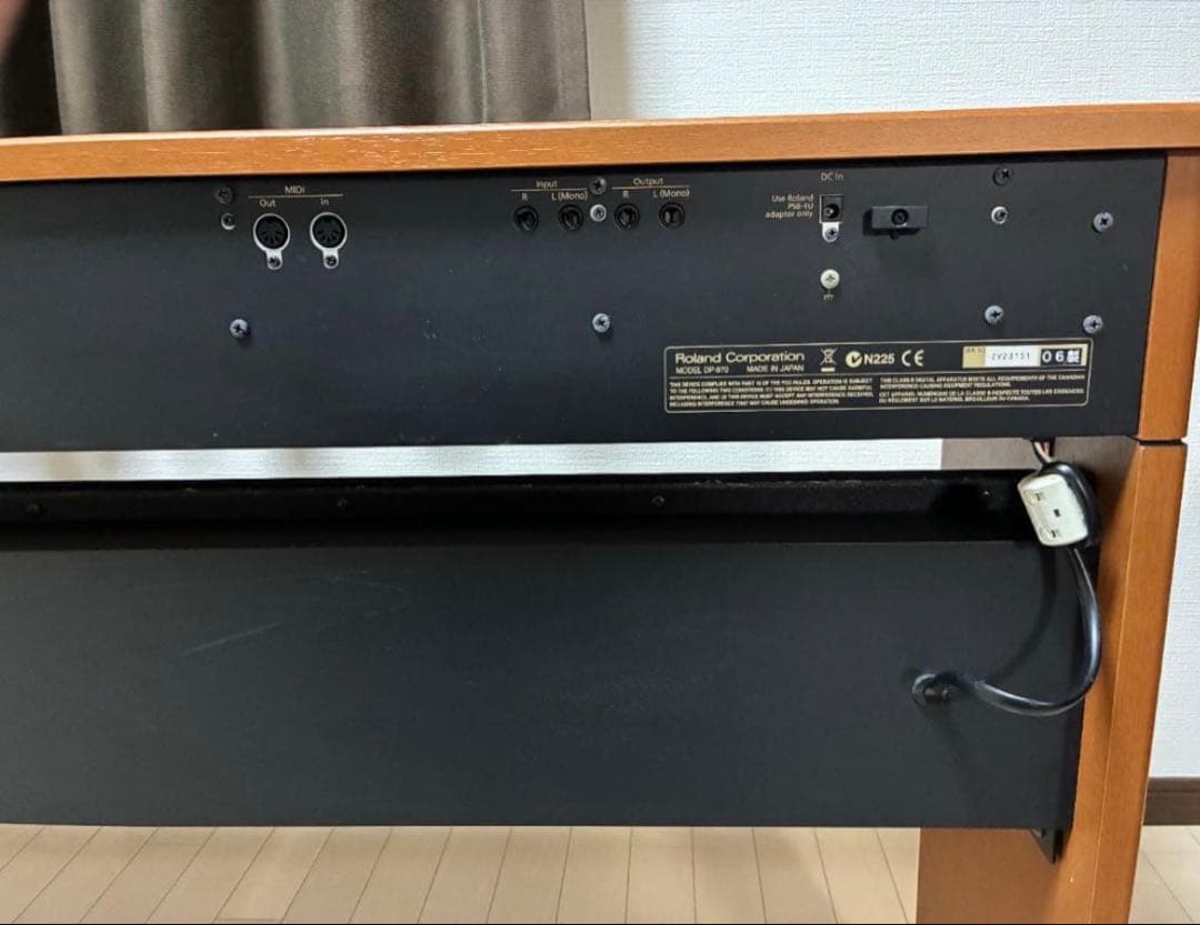 【Shig Tutさま専用】①ローランド DP-970 電子ピアノ本体のみ