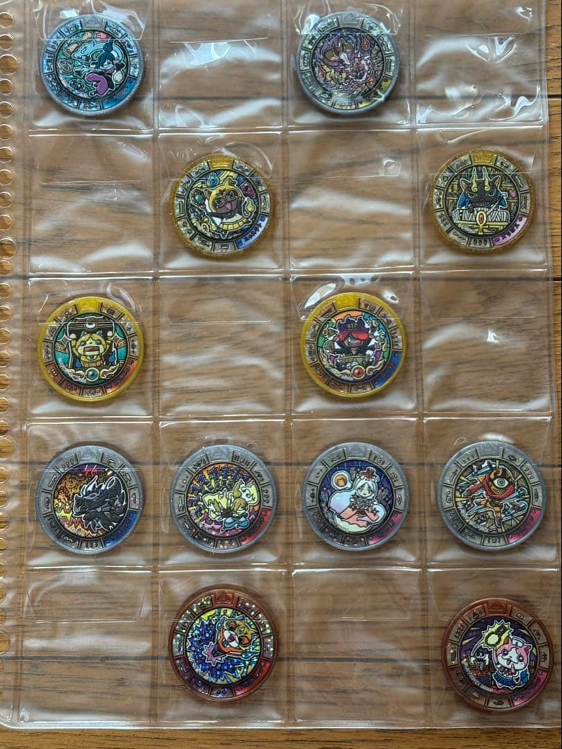 妖怪メダル　約100コンプセット以上　約1,700種類以上　未使用多数　コンプ