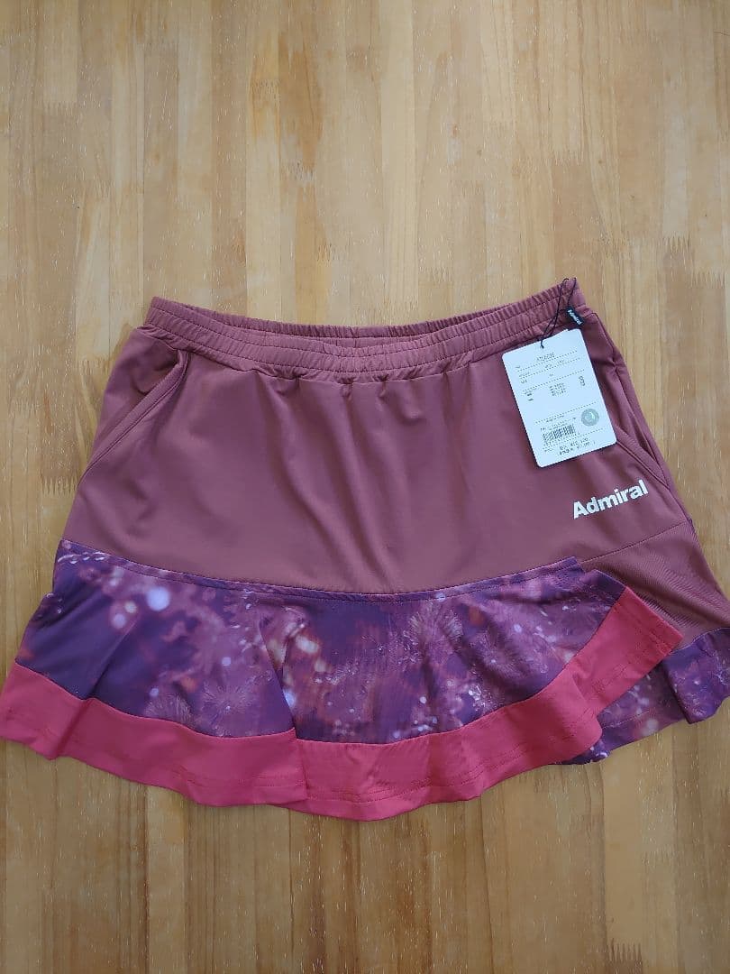 新品未使用　Admiral レディススコート　ATLA536 レッド　M