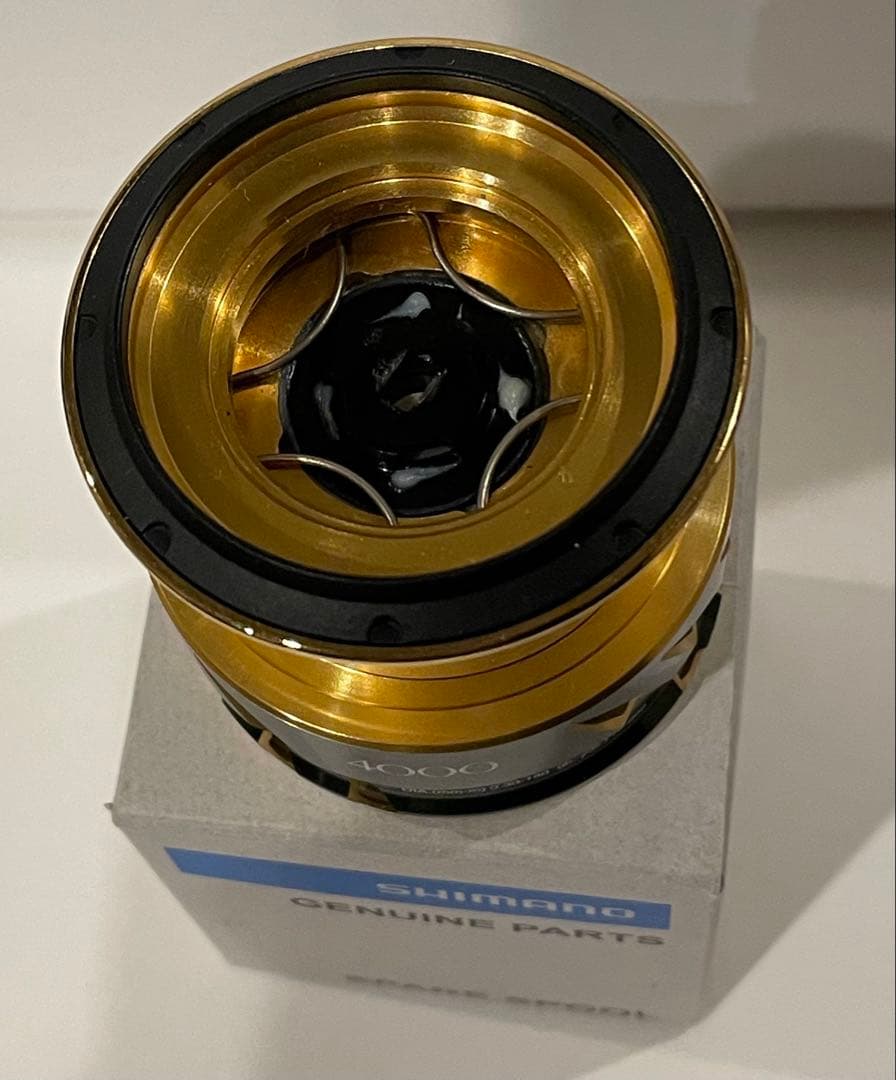 シマノ　20ツインパワー4000 スペアスプール