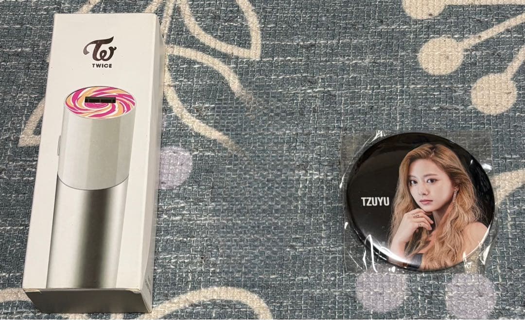 [美品] TWICE グッズ　まとめ売り割引　複数個も可能　画像6枚分