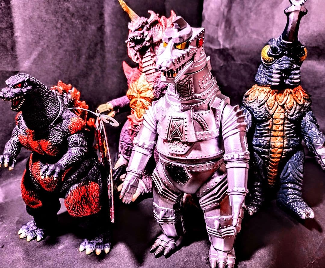 バーニングゴジラ、デストロイア、メガロ、メカゴジラ1、ソフビ