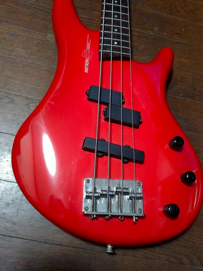 YAMAHA MOTION-B　ヤマハ　モーションB　エレキベースギター