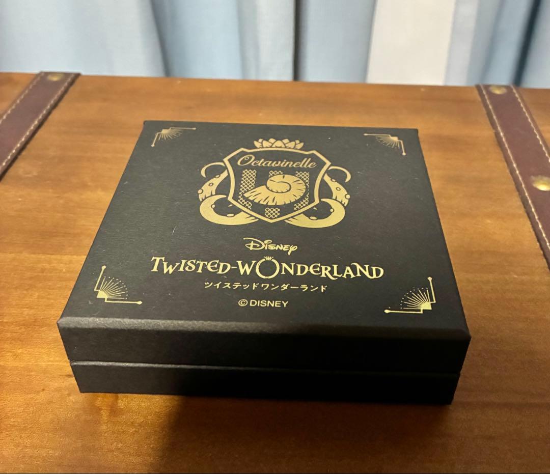 オクタヴィネル　腕章　レプリカ　アズール　ジェイド　フロイド　ツイステ