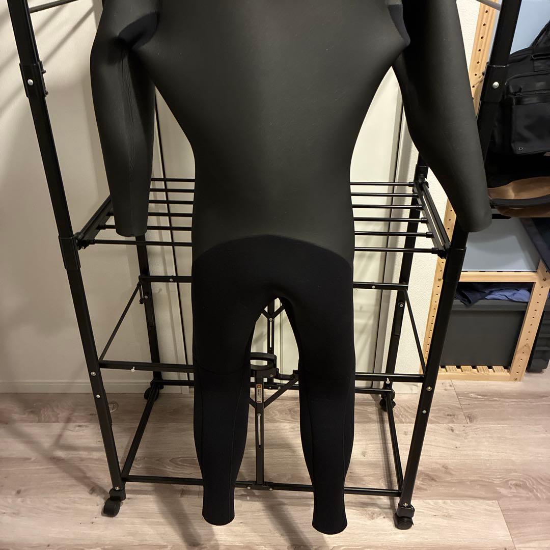 セミドライ　ウェットスーツ