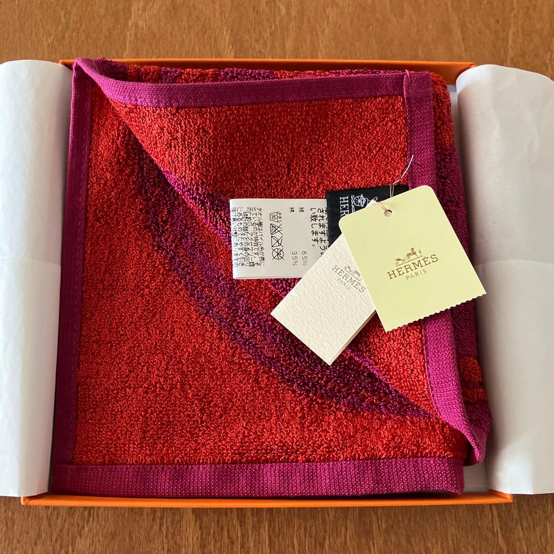 HERMES　エルメス タオルハンカチ